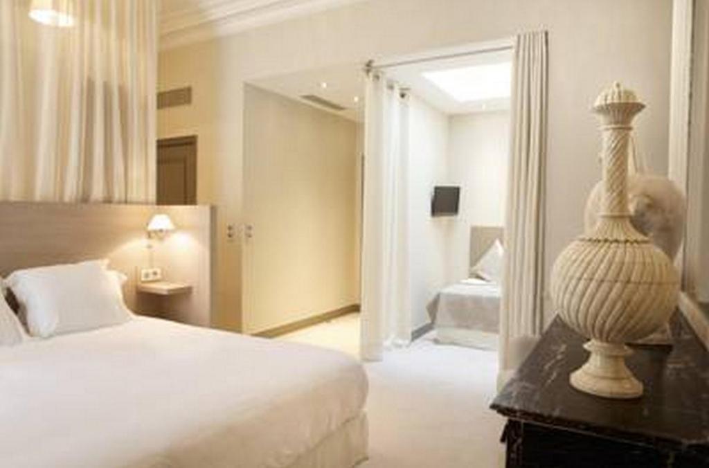 Hotel Le Paris Singulier Camera foto
